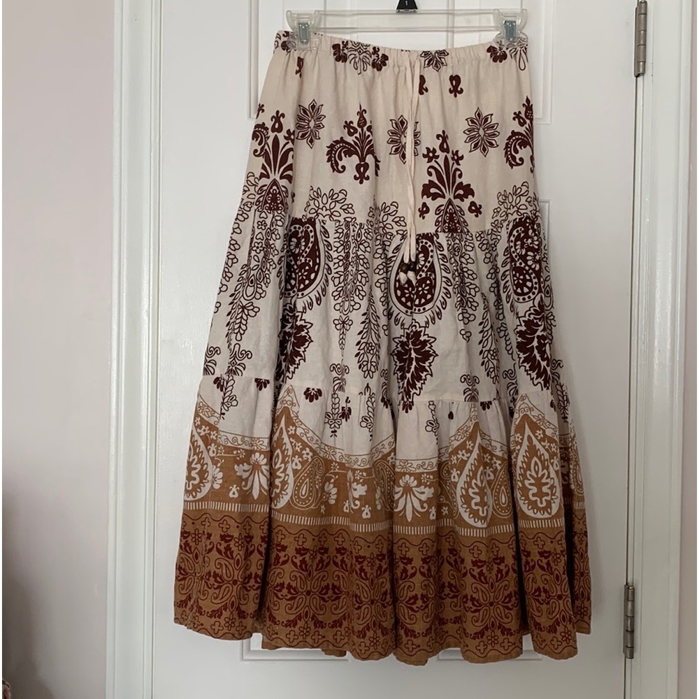Bo-Ho skirt Beautiful Linen/Cotton Brown skirt with designs size Small/Petite - Picture 5 of 7